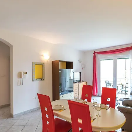 アパート 1 Bedroom Lovely In